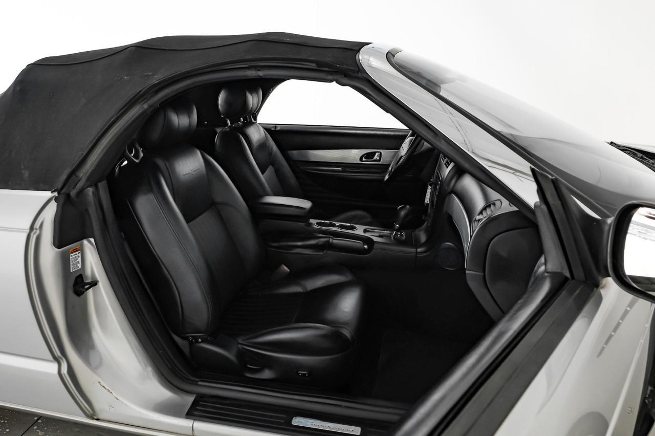 2004 Ford Thunderbird DELUXE AUTOMATIC LEATHER SEATS LEATHER STEERING WHEEL CRUISE CONTROL ALLOY Carrollton TX