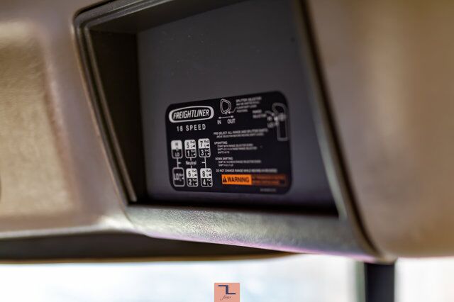 2004 Freightliner Columbia Tractor Sleeper Red Deer AB