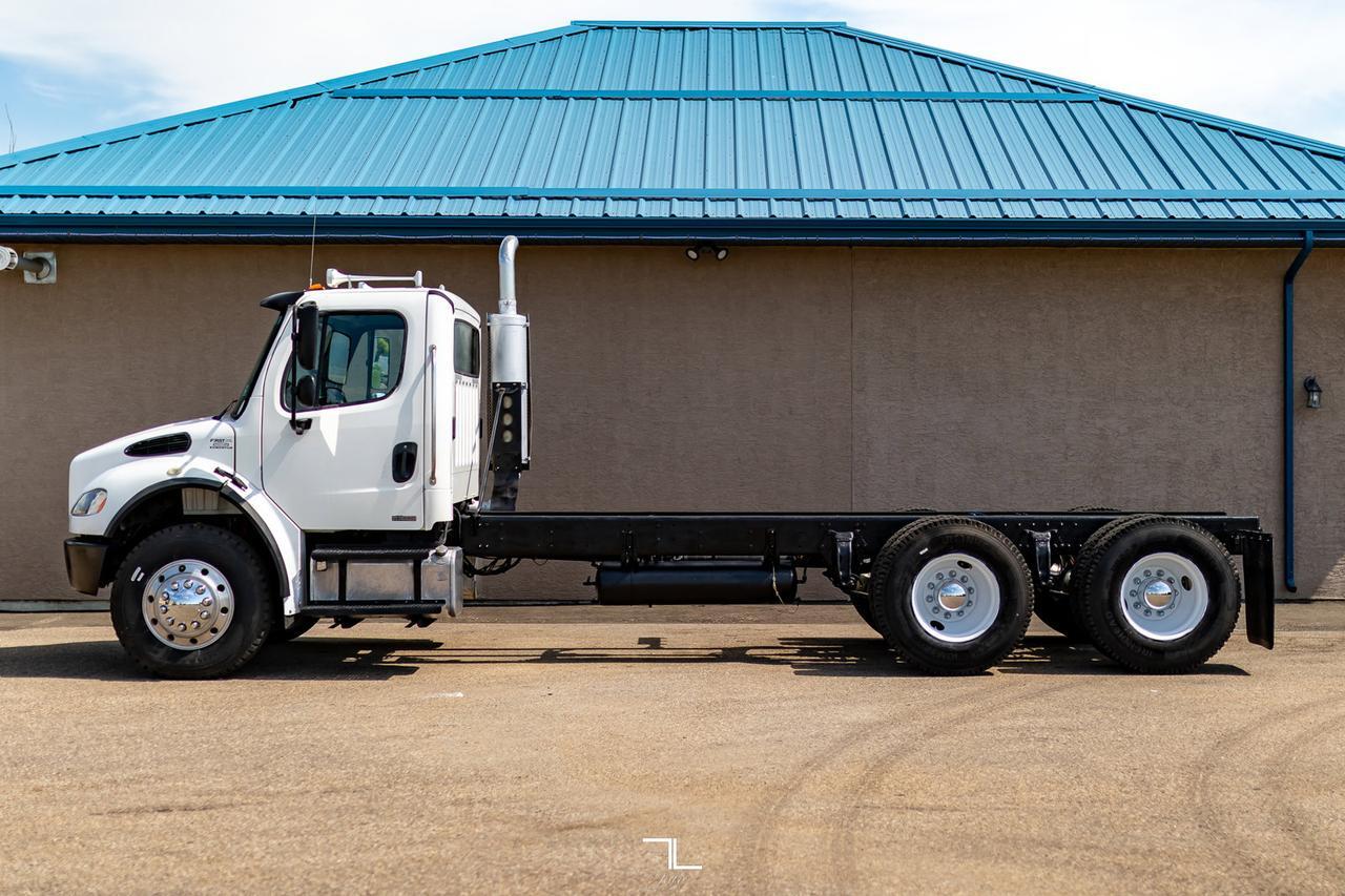 2004 Freightliner M2 106 Daycab Tractor Cab & Chassis Red Deer AB