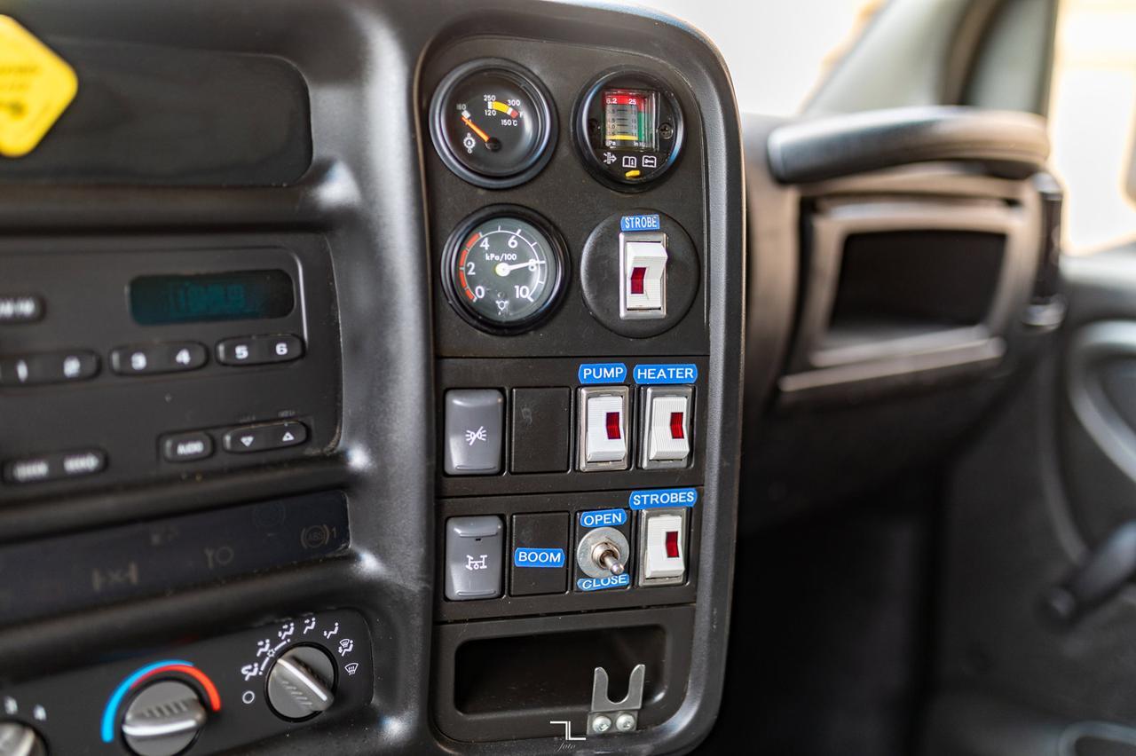 2004 GMC C7500 Dump Truck Diesel Red Deer AB