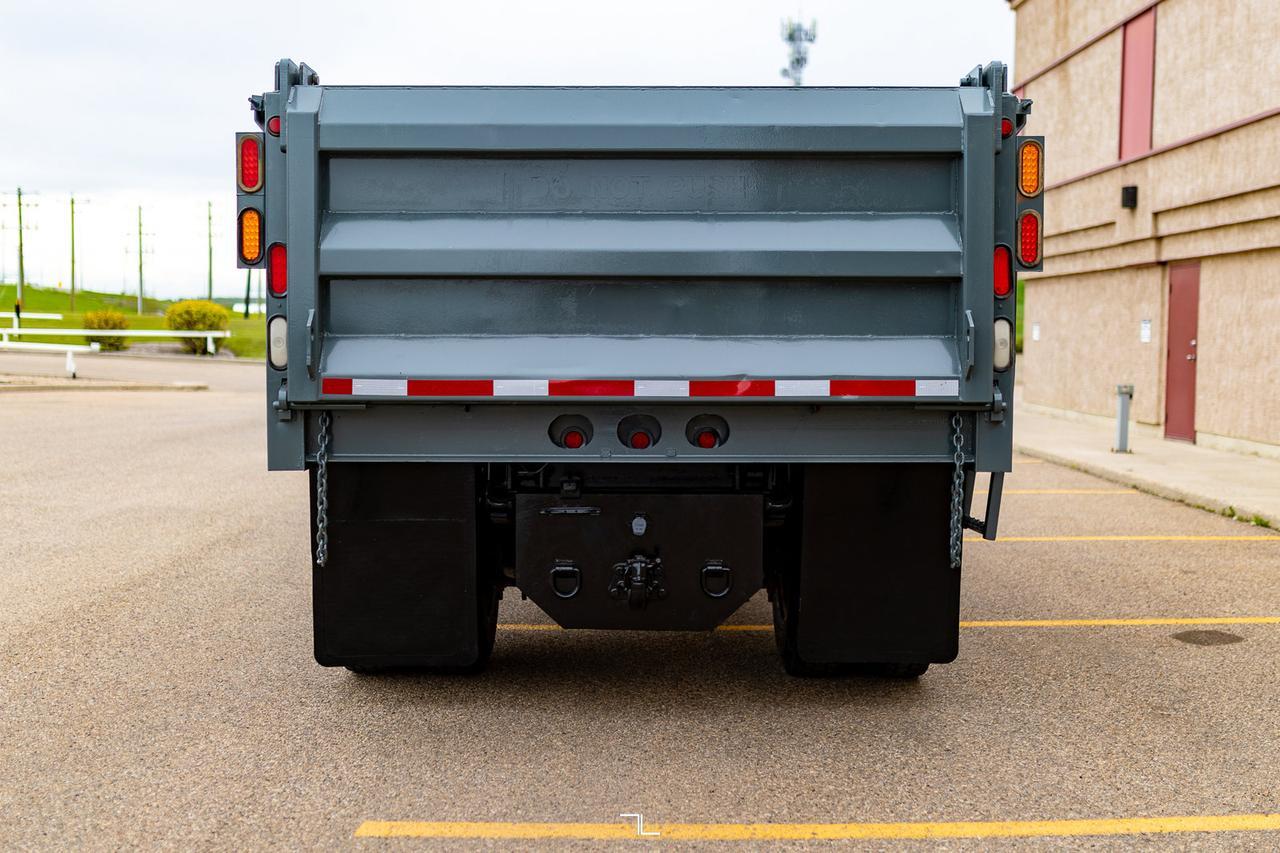 2004 GMC C7500 Dump Truck Diesel Red Deer AB