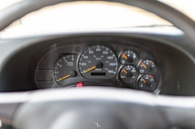 2004 GMC C7500 Dump Truck Diesel Red Deer AB