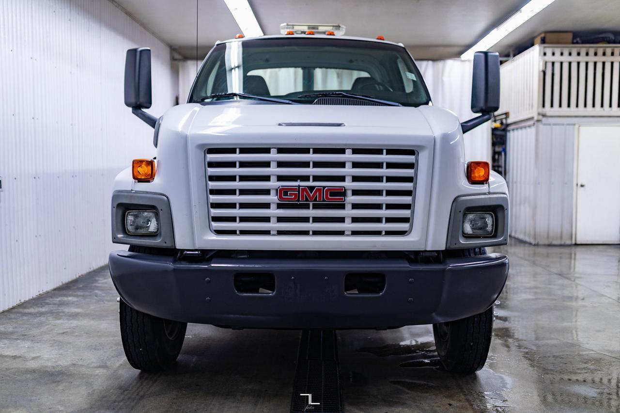 2004 GMC C7500 Topkick Reg Cab 12 Ft Dump Box Red Deer AB