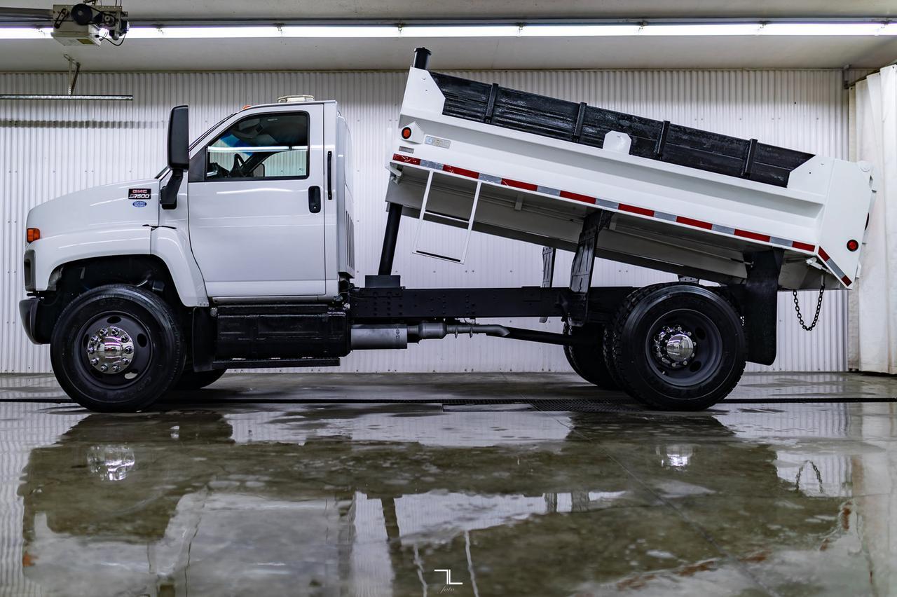 2004 GMC C7500 Topkick Reg Cab 12 Ft Dump Box Red Deer AB
