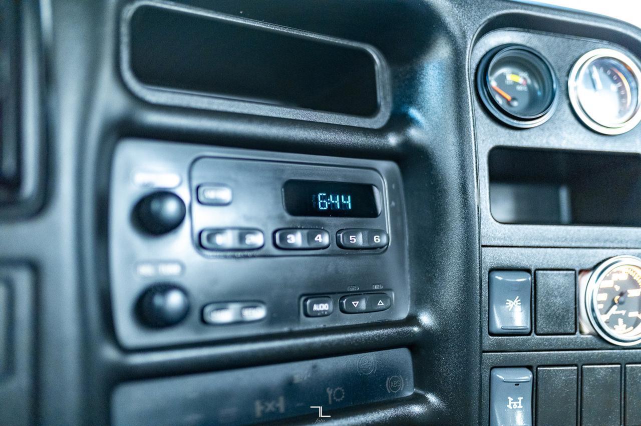 2004 GMC C7500 Topkick Reg Cab 12 Ft Dump Box Red Deer AB