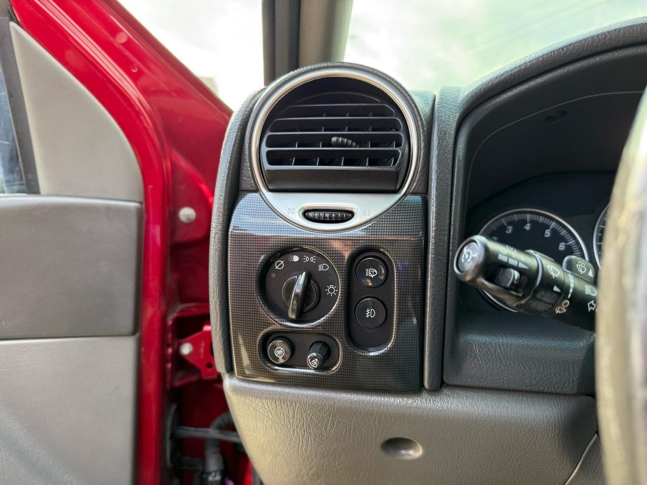 2004 GMC Envoy XUV SLT Crestwood KY