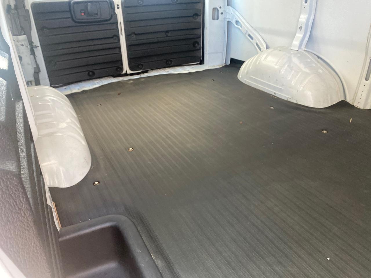 2004 GMC Savana Cargo Van 1 OWNER FL Pompano Beach FL