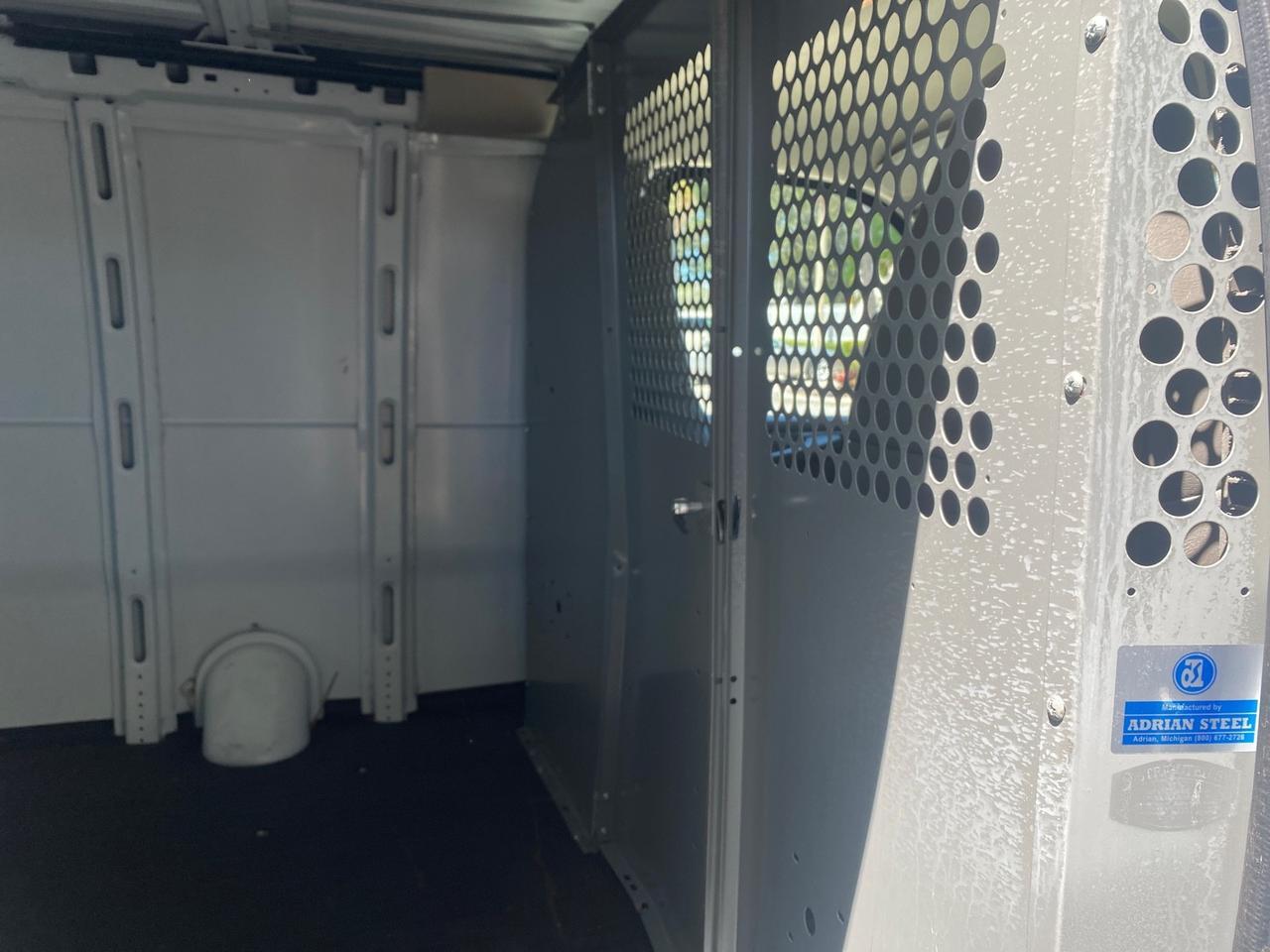 2004 GMC Savana Cargo Van 1 OWNER FL Pompano Beach FL