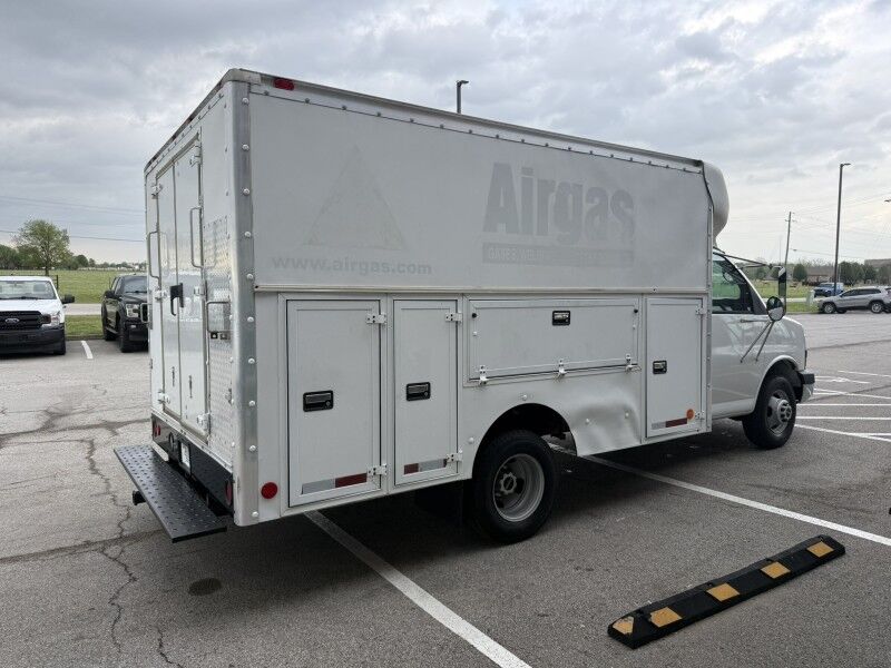 2004 GMC Savana G3500 Utility Bed C7L Collinsville OK