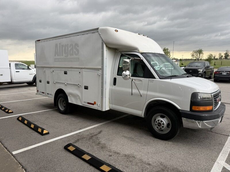 2004 GMC Savana G3500 Utility Bed C7L Collinsville OK