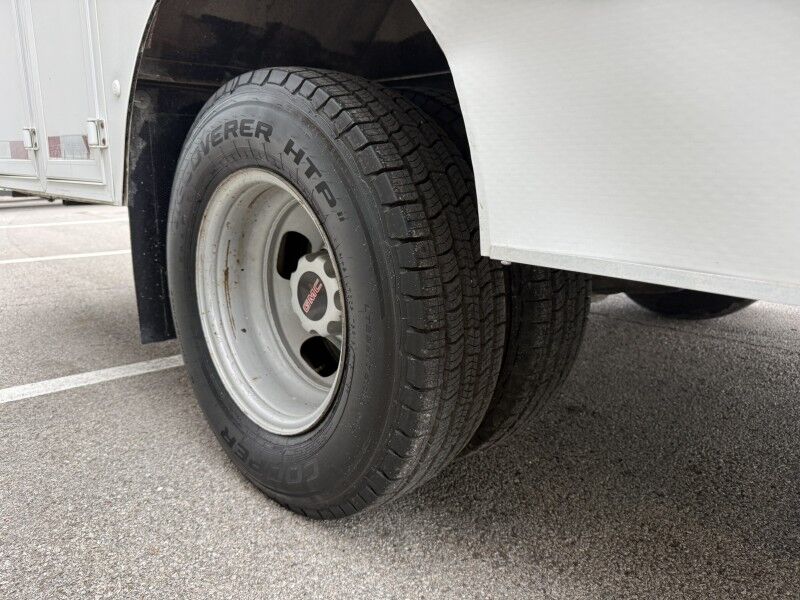 2004 GMC Savana G3500 Utility Bed C7L Collinsville OK