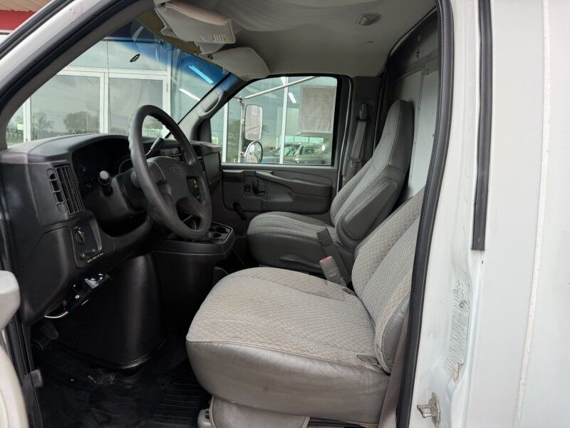 2004 GMC Savana G3500 Utility Bed C7L Collinsville OK