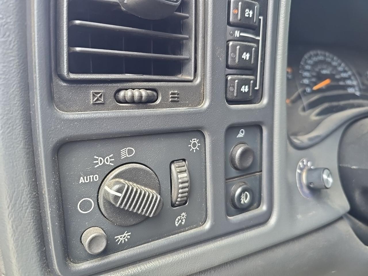 2004 GMC Sierra 2500HD SLE Watertown SD