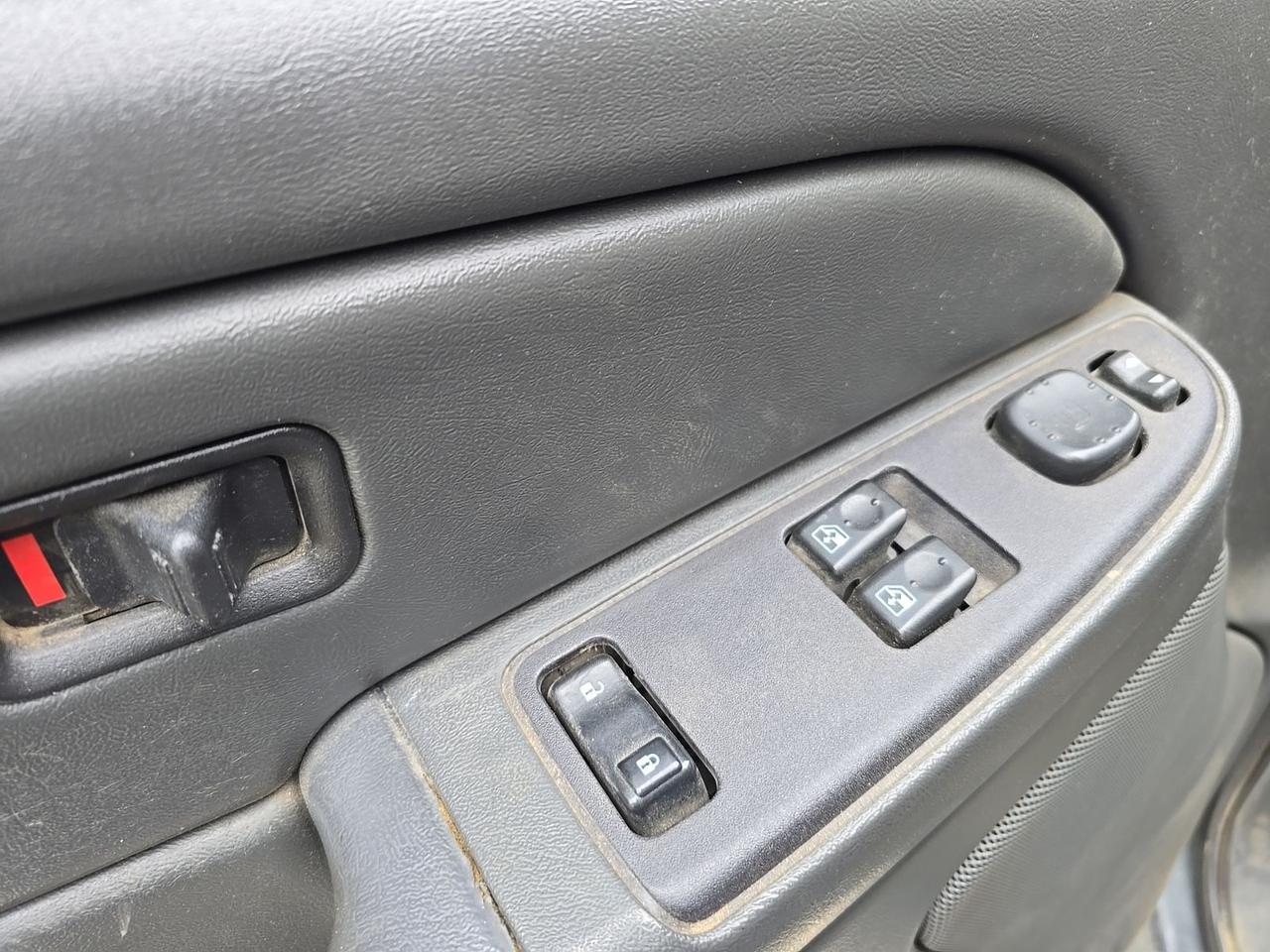 2004 GMC Sierra 2500HD SLE Watertown SD