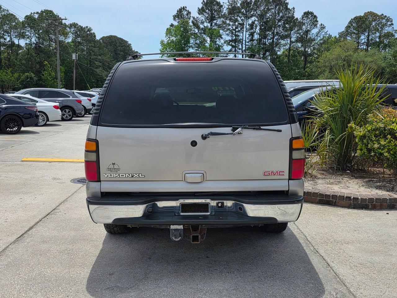 2004 GMC Yukon XL 1500 SLT