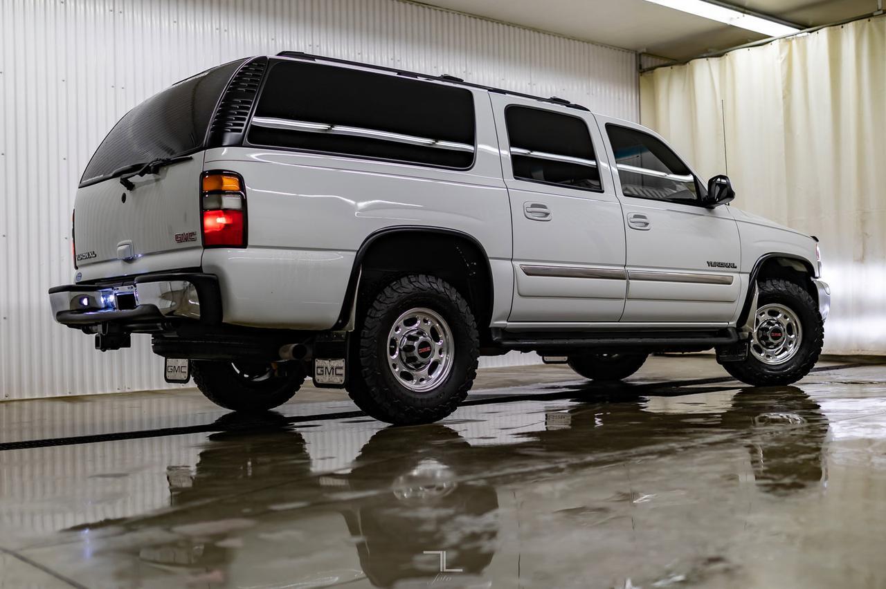 2004 GMC Yukon XL 2500 4x4 SLE Third Row Seating Red Deer AB