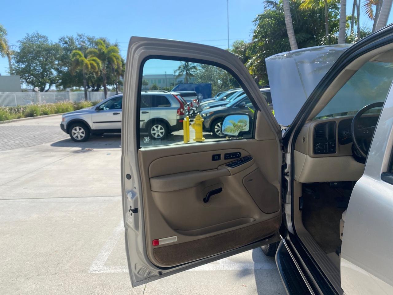 2004 GMC Yukon XL SLE 1 OWNER LEATHER SUNROOF Pompano Beach FL