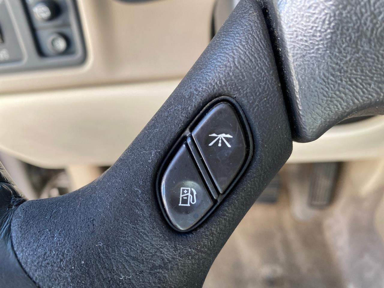 2004 GMC Yukon XL SLE 1 OWNER LEATHER SUNROOF Pompano Beach FL