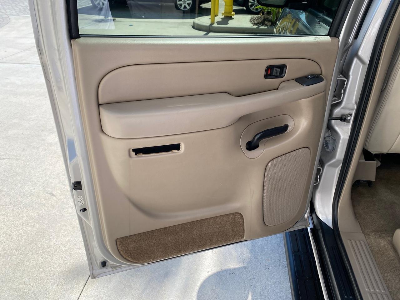 2004 GMC Yukon XL SLE 1 OWNER LEATHER SUNROOF Pompano Beach FL