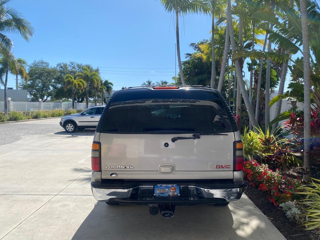 2004 GMC Yukon XL SLE 1 OWNER LEATHER SUNROOF Pompano Beach FL