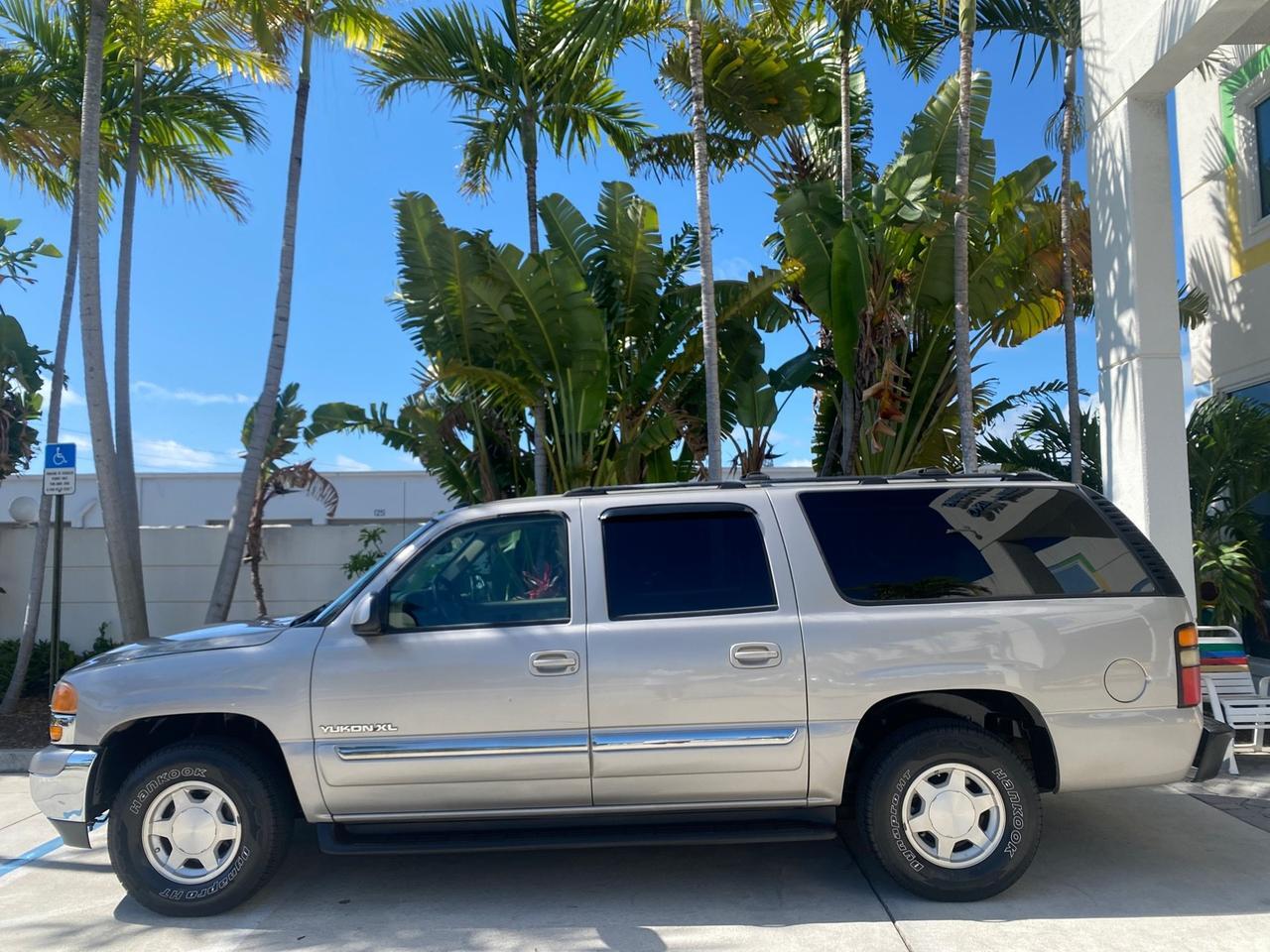2004 GMC Yukon XL SLE 1 OWNER LEATHER SUNROOF Pompano Beach FL