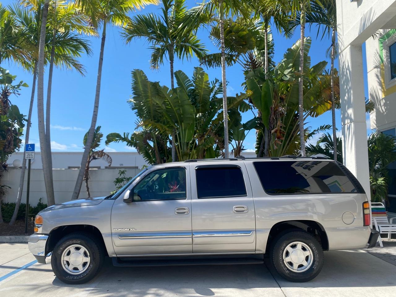 2004 GMC Yukon XL SLE 1 OWNER LEATHER SUNROOF Pompano Beach FL