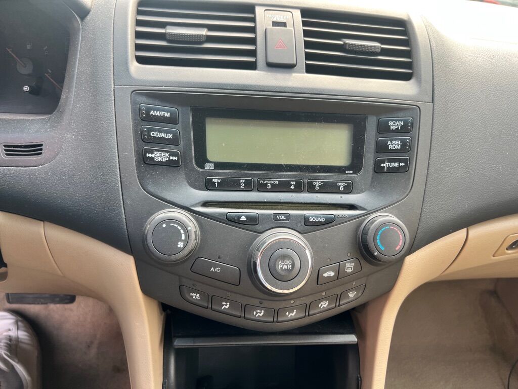 2004 HONDA ACCORD LX Des Moines WA