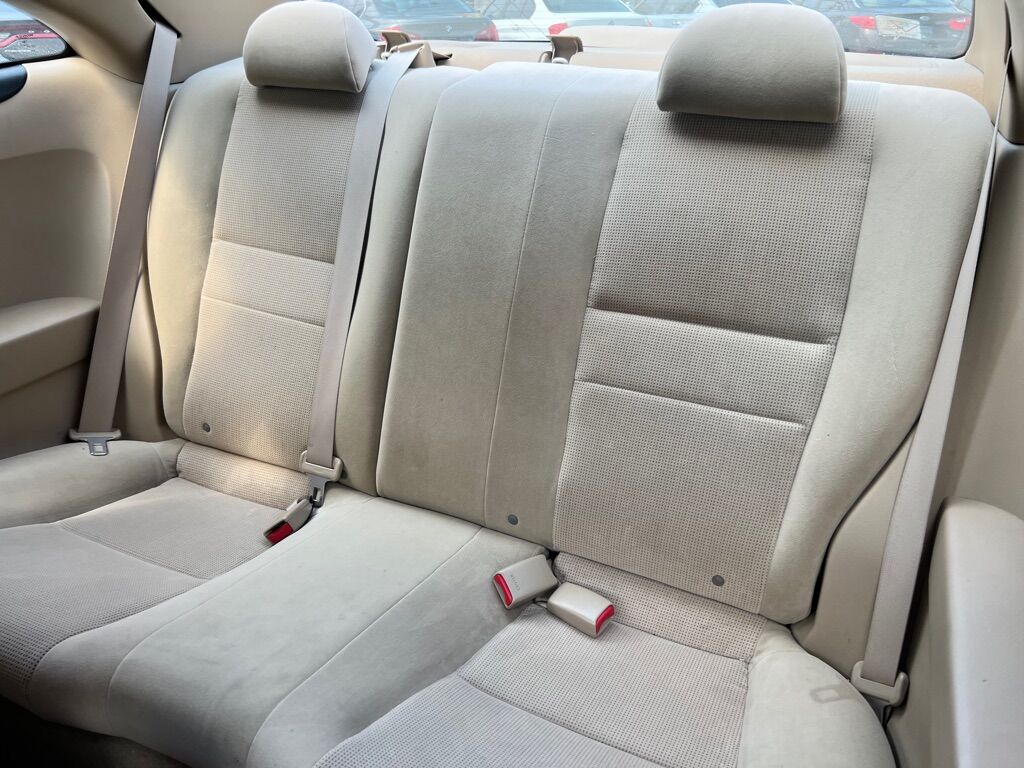 2004 HONDA ACCORD LX Des Moines WA