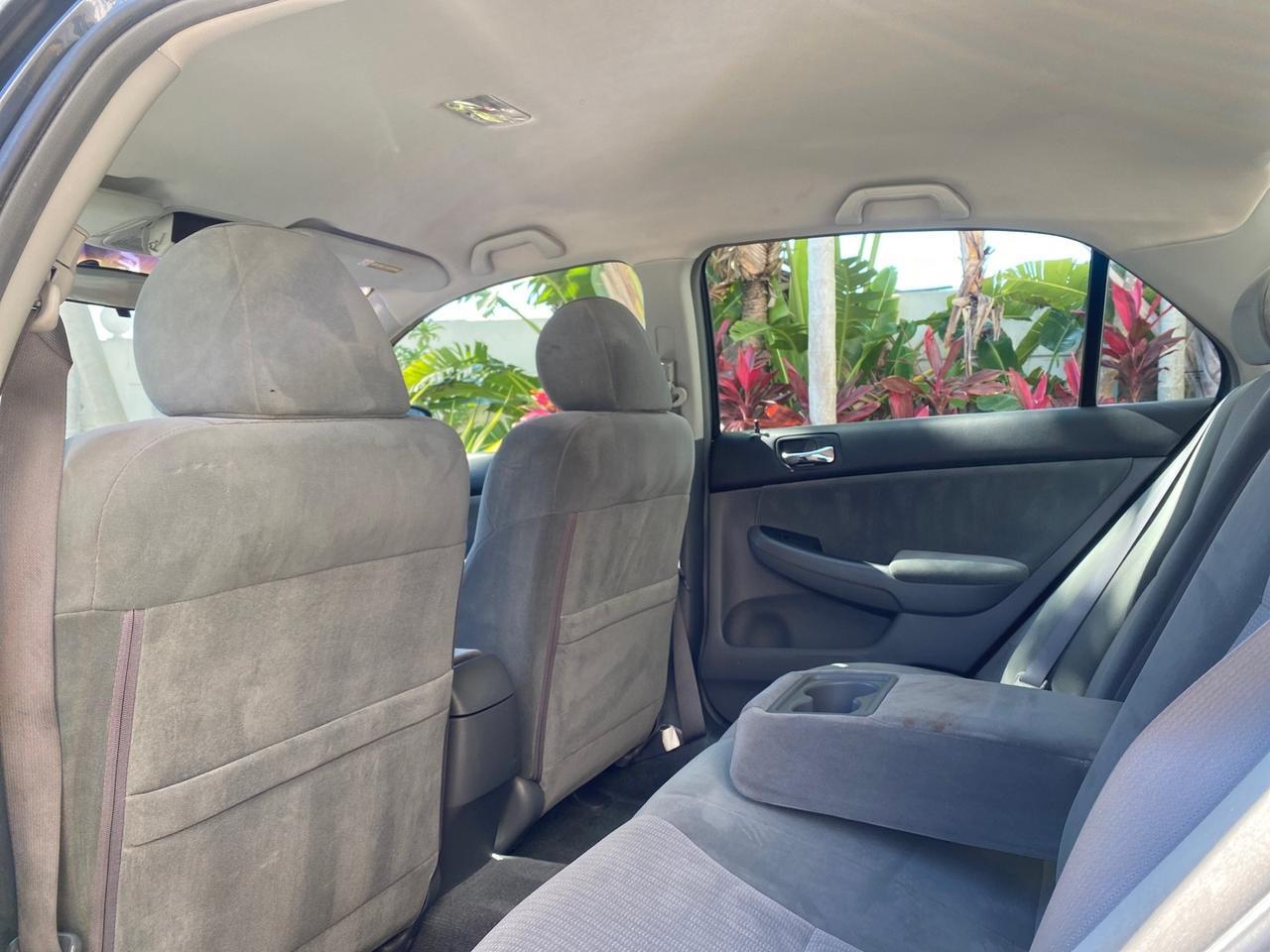 2004 Honda Accord Sdn LX LOW MILES 68,079 Pompano Beach FL