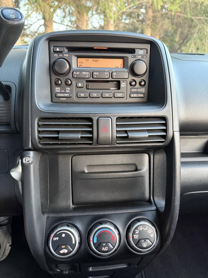 2004 Honda CR-V LX AWD 4dr SUV w/ Side Airbags Eldridge IA