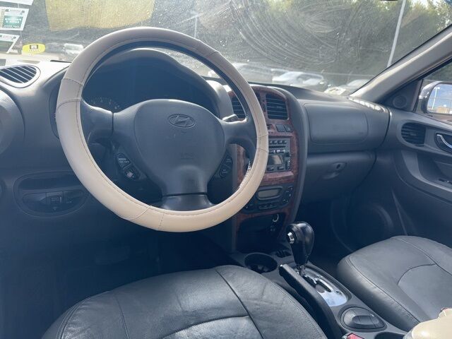 2004 Hyundai Santa Fe LX West Burlington IA