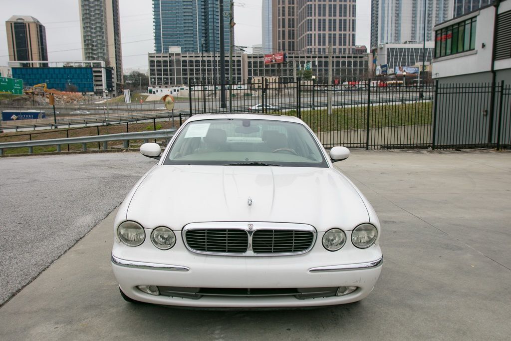 2004 Jaguar XJ8 Base