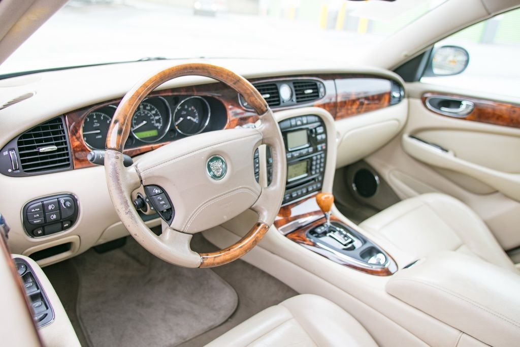 2004 Jaguar XJ8 Base Atlanta GA