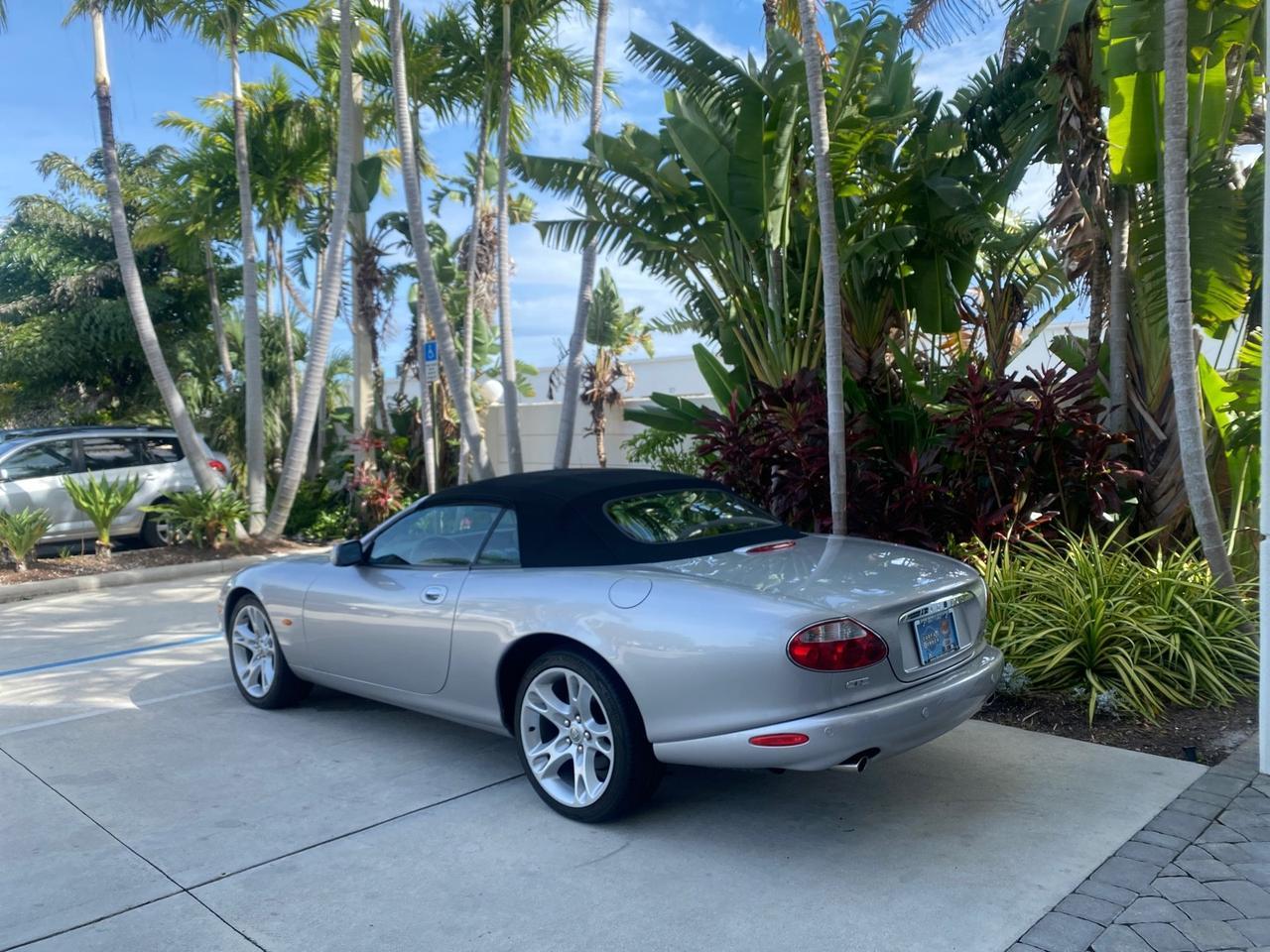 2004 Jaguar XK8 XK8 CONV LOW MILES 22,152 Pompano Beach FL