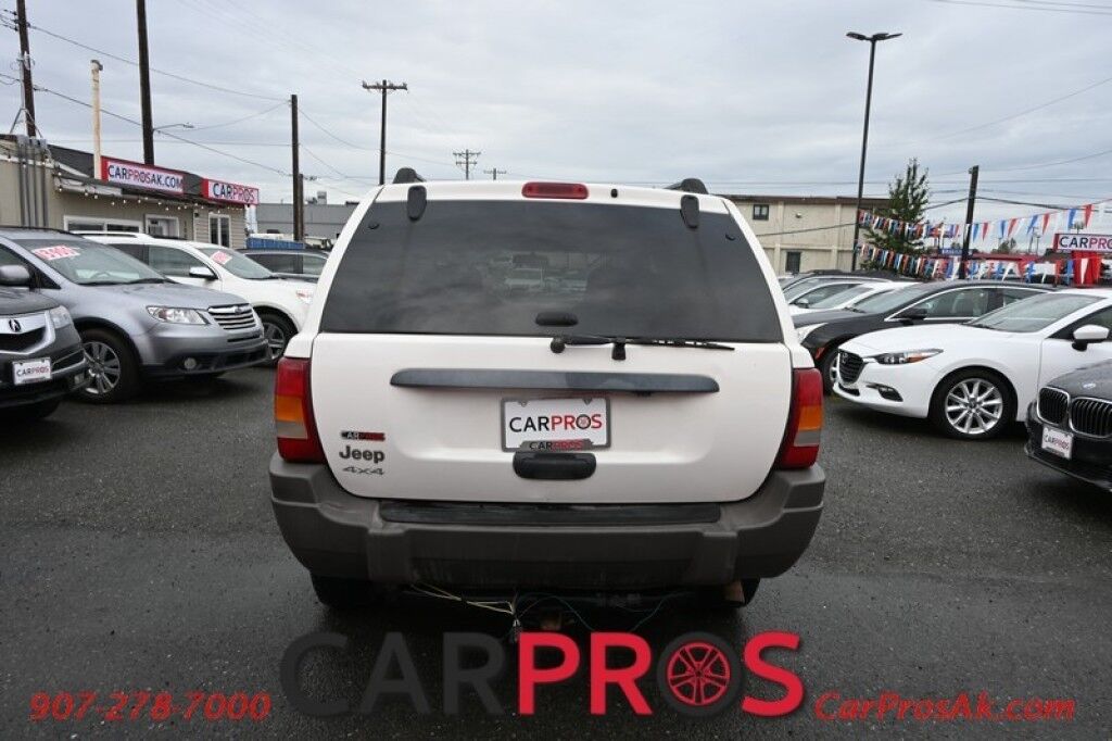 2004 Jeep Grand Cherokee Laredo - 4X4 - Power Driver Seat - Cruise Control - AM/FM & CD - Power Windows & Locks - Tow PKG Anchorage AK