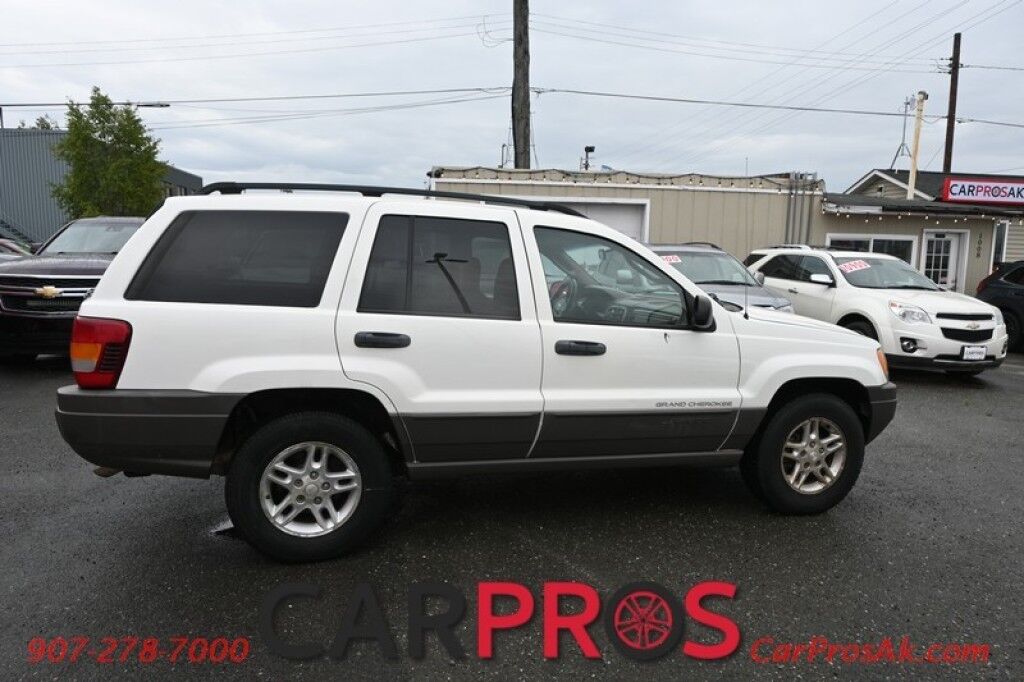 2004 Jeep Grand Cherokee Laredo - 4X4 - Power Driver Seat - Cruise Control - AM/FM & CD - Power Windows & Locks - Tow PKG Anchorage AK