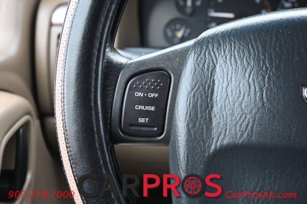 2004 Jeep Grand Cherokee Laredo - 4X4 - Power Driver Seat - Cruise Control - AM/FM & CD - Power Windows & Locks - Tow PKG Anchorage AK