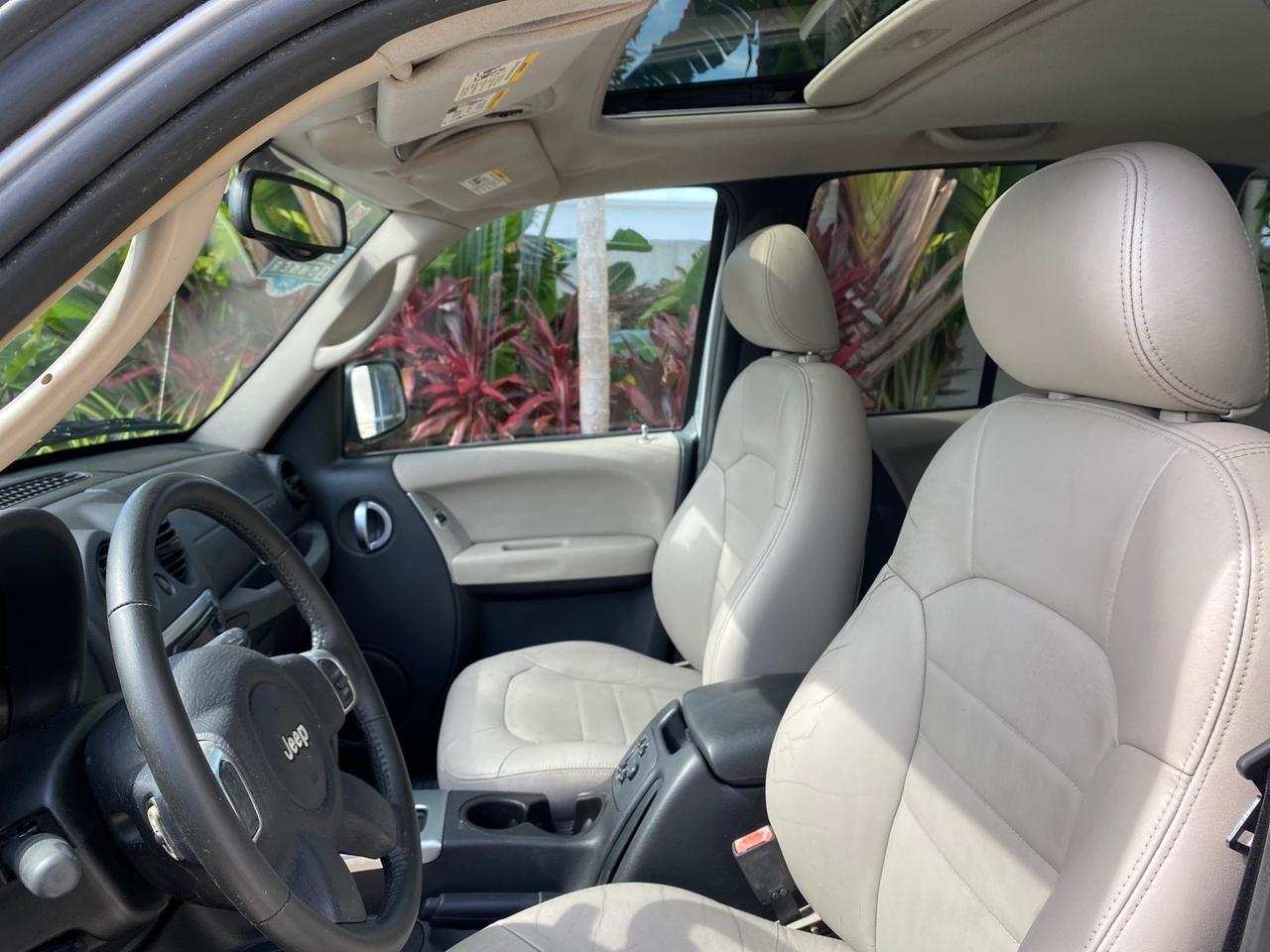 2004 Jeep Liberty Limited 1 OWNER SUNROOF Pompano Beach FL