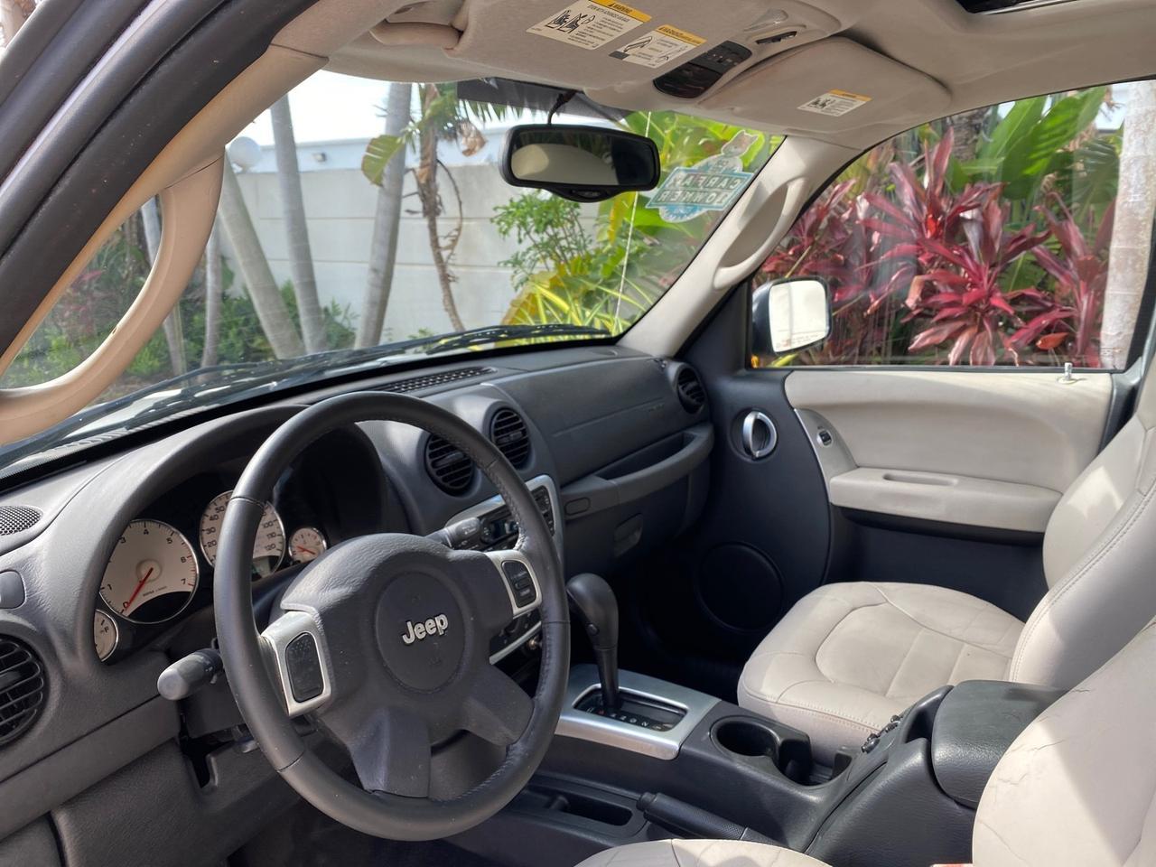 2004 Jeep Liberty Limited 1 OWNER SUNROOF Pompano Beach FL