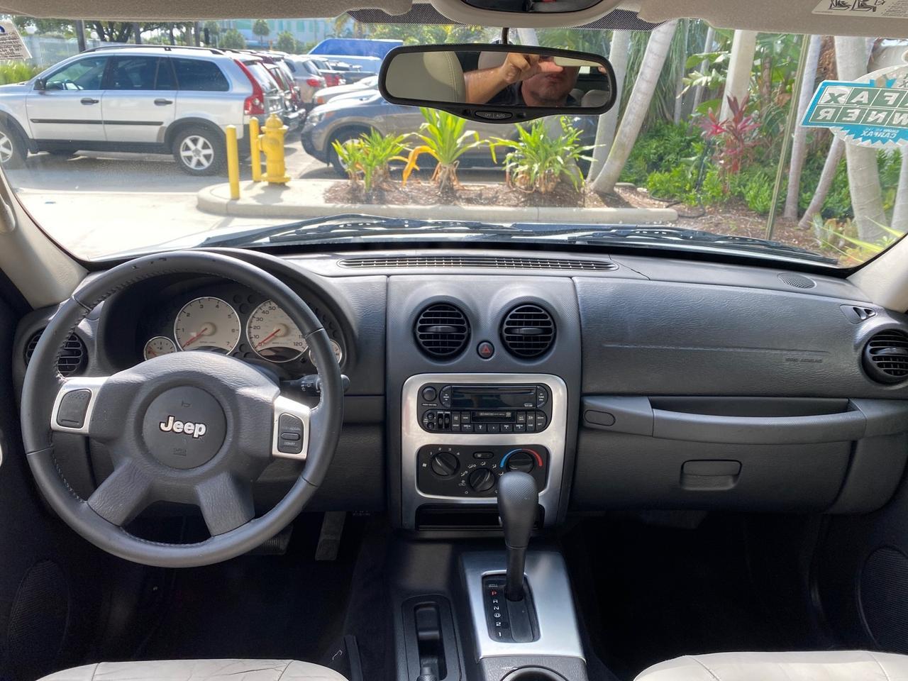 2004 Jeep Liberty Limited 1 OWNER SUNROOF Pompano Beach FL