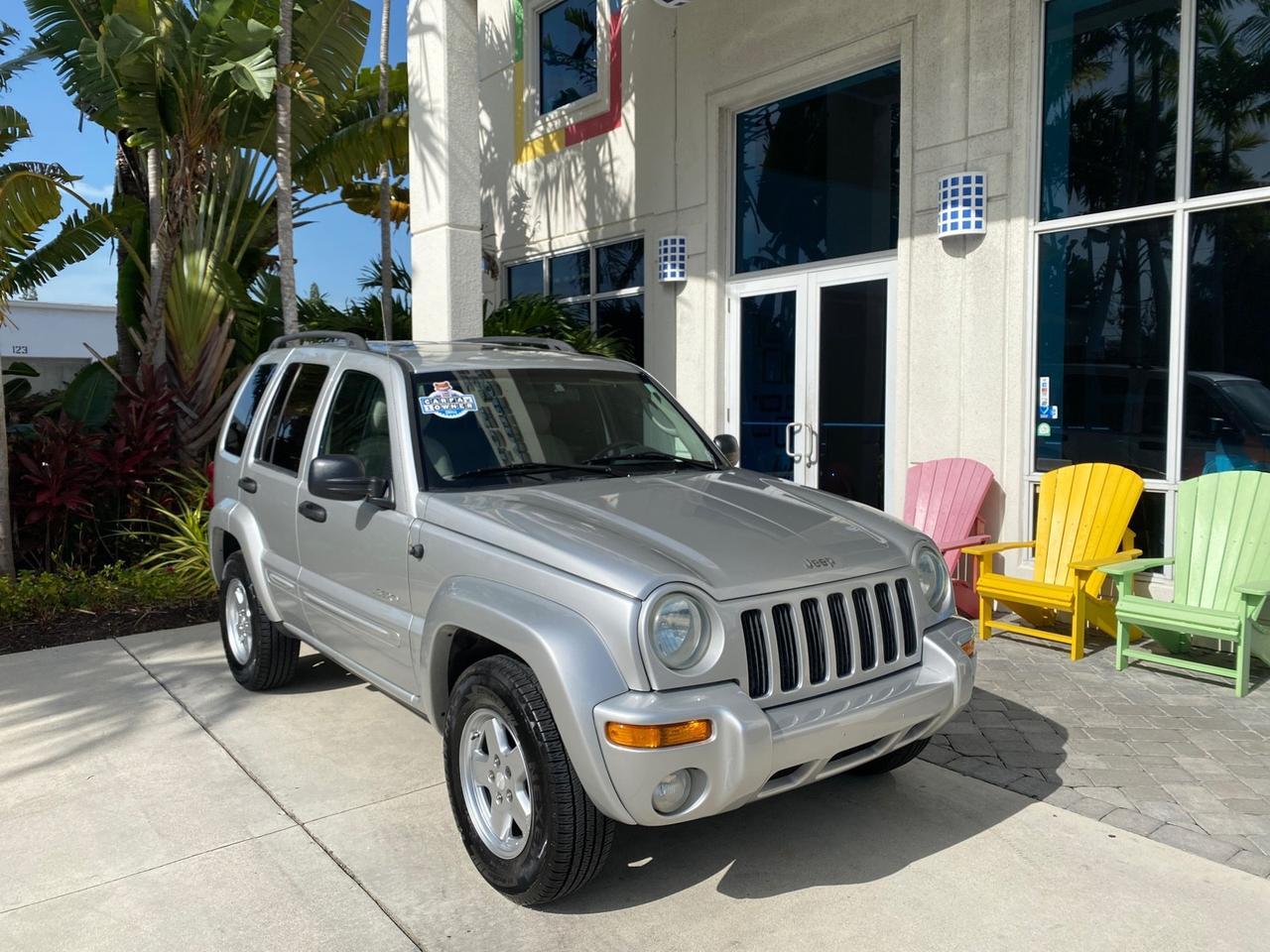 2004 Jeep Liberty Limited 1 OWNER SUNROOF