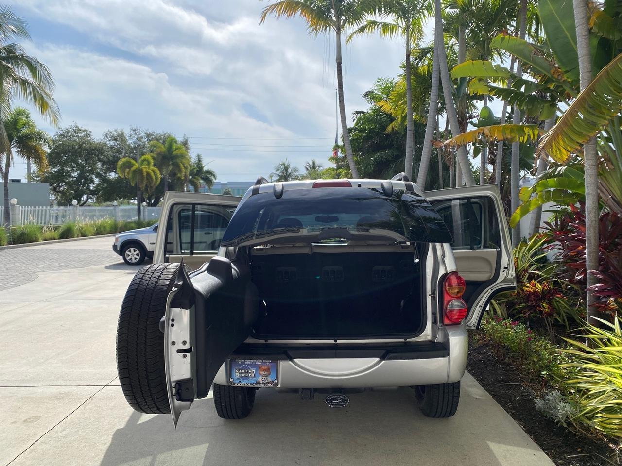 2004 Jeep Liberty Limited 1 OWNER SUNROOF Pompano Beach FL