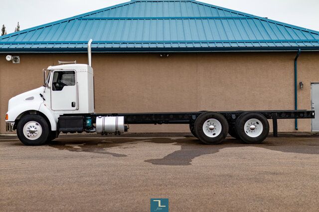2004 Kenworth T-300 Reg Cab & Chassis Red Deer AB
