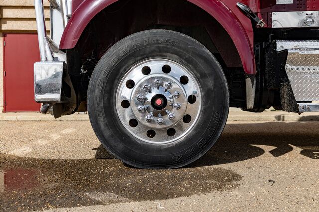 2004 Kenworth W900 Tractor Sleeper Heavy Spec Red Deer AB