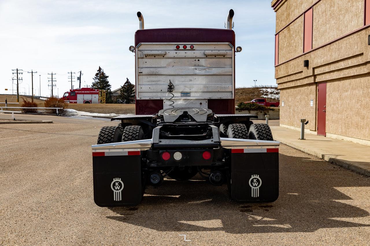 2004 Kenworth W900 Tractor Sleeper Heavy Spec Red Deer AB