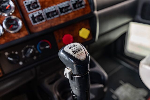 2004 Kenworth W900 Tractor Sleeper Heavy Spec Red Deer AB