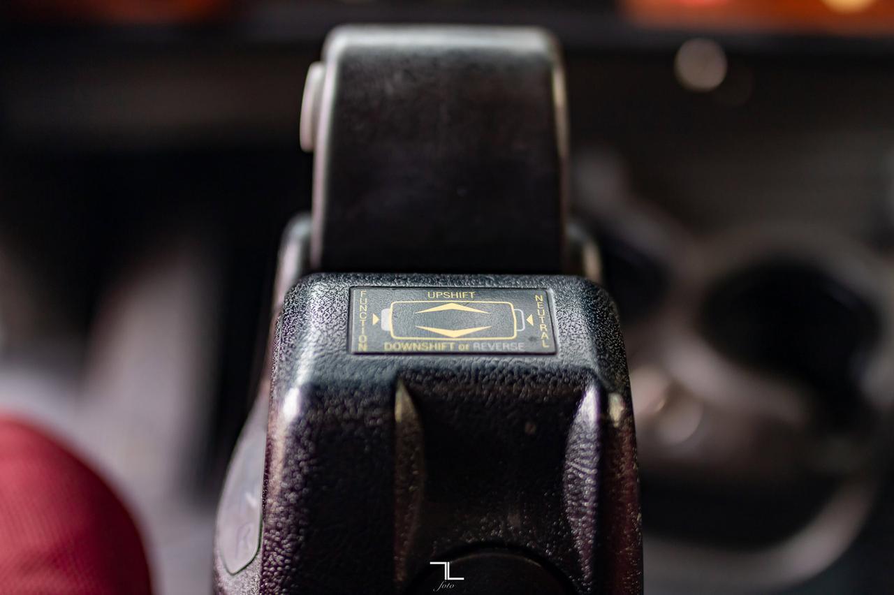 2004 Kenworth W900L Tractor Sleeper Red Deer AB