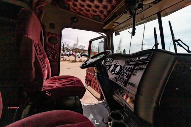 2004 Kenworth W900L Tractor Sleeper Red Deer AB