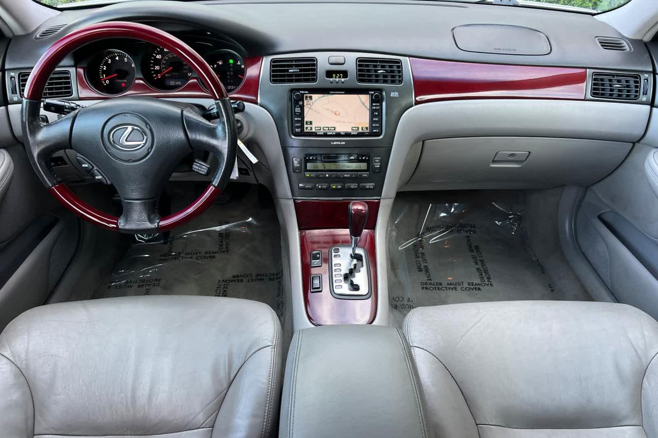 2004 Lexus ES 330