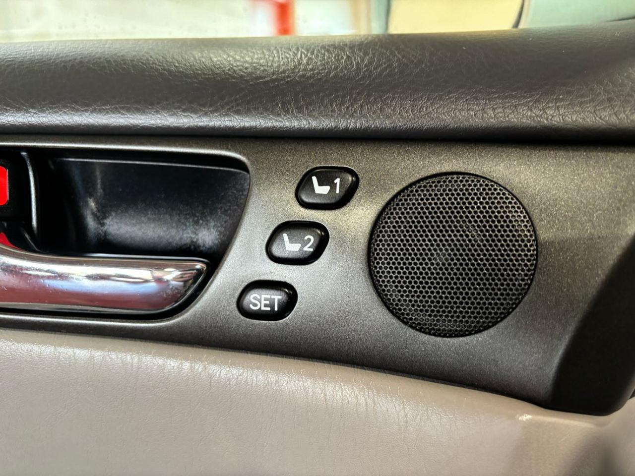 2004 Lexus ES 330 Base Franklin OH